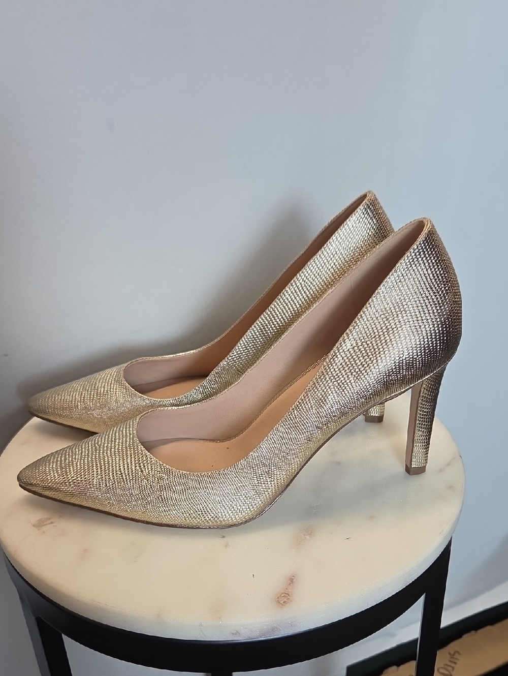 27 EDIT Metallic Leather Gold Pointed Toe Pumps Size 9.5